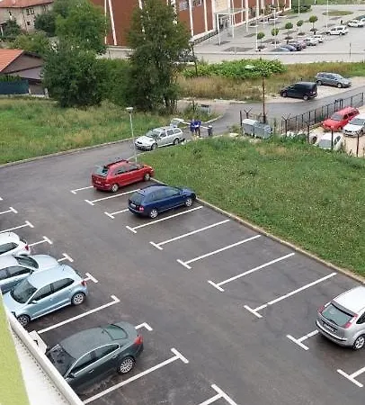 דירה New In The *